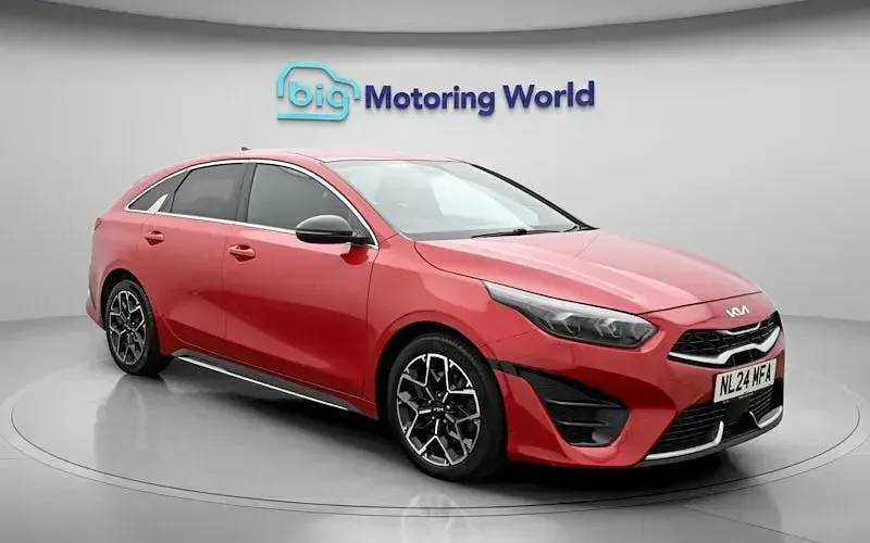 Used Kia ProCeed GT-Line 159 HP (116 kW) 2020 Red Estate