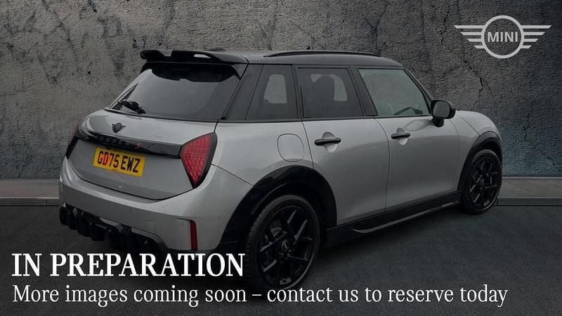 Used Mini Cooper S Hatch 201 HP (147 kW) 2025 Silver Hatchback
