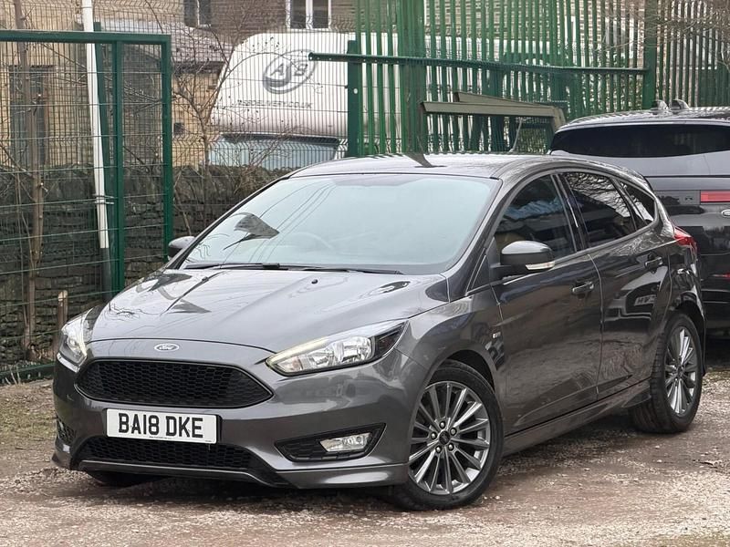 Used Ford Focus ST-Line 2018 Grey Hatchback
