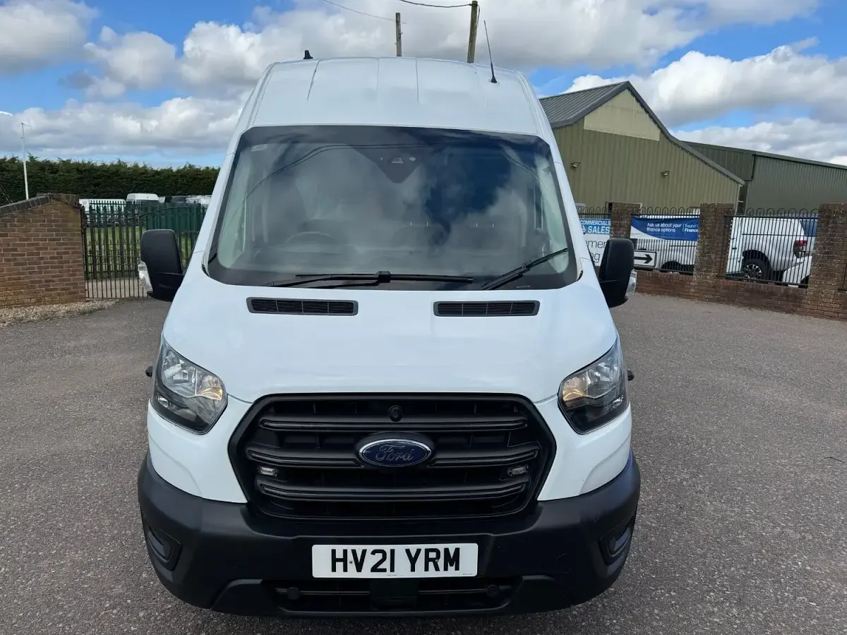 Used Ford Transit Trend 130 HP (95 kW) 2021 White Van