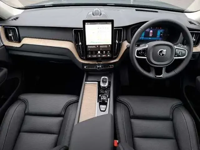 New Volvo XC60 Ultra 449 HP (330 kW) 2026 SUV