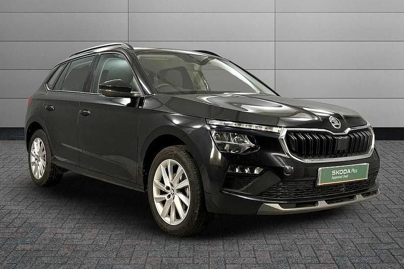 Black magic pearl effect Used 2024 Skoda Kamiq SE SUV | £15,750 (Super price) - Image 1/4