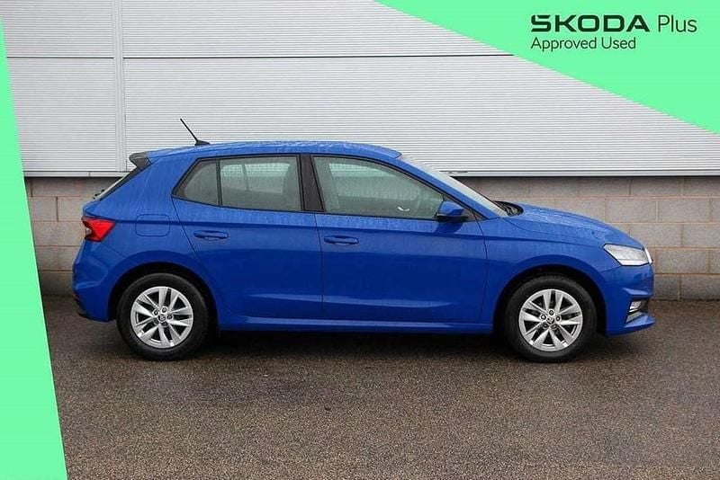 Used Skoda Fabia Comfort 79 HP (58 kW) 2022 Energy blue Hatchback