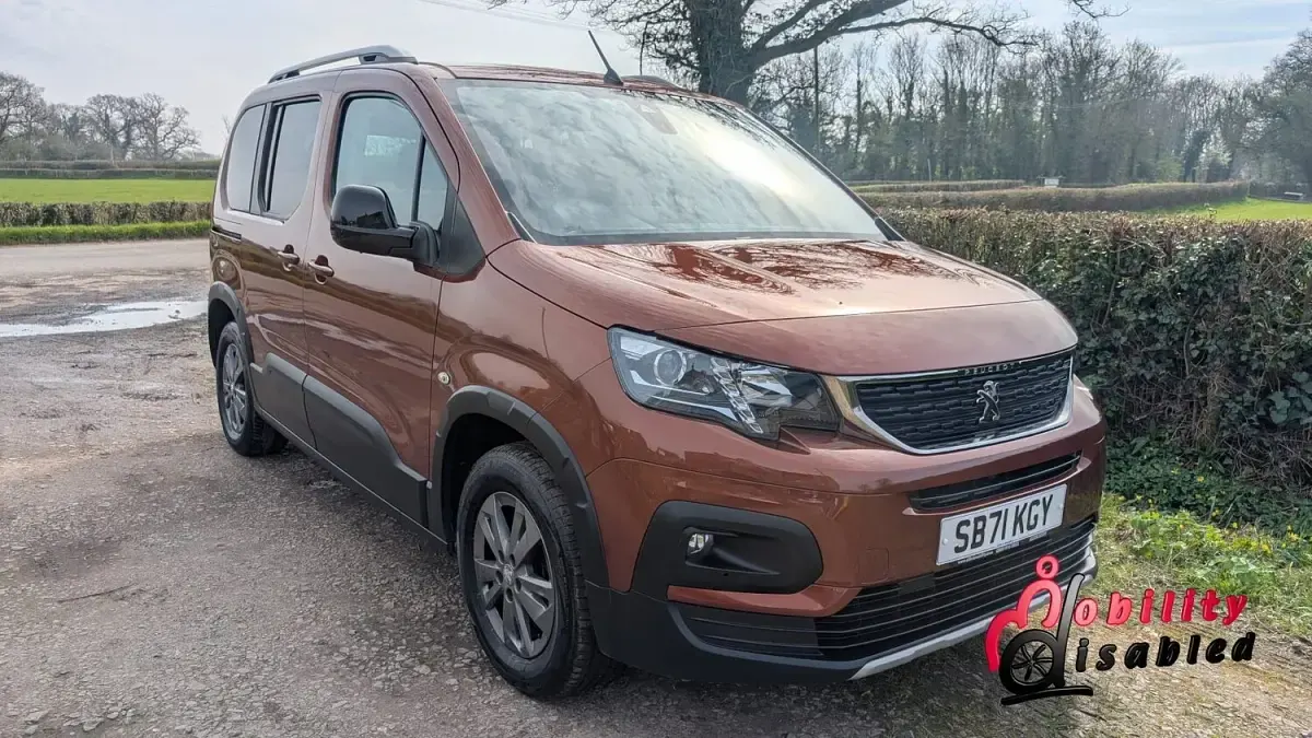 Used Peugeot Rifter Allure 2022 Bronze MPV