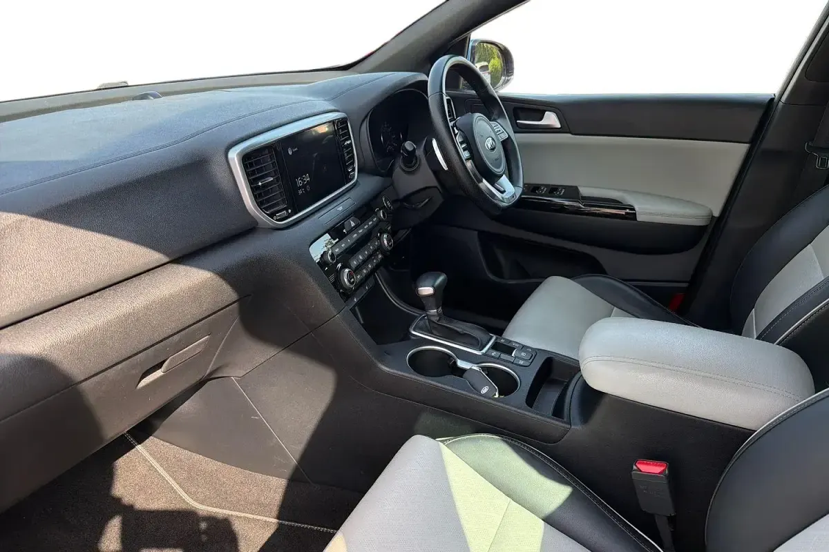 Used Kia Sportage GT-Line 180 HP (132 kW) 2021 Blue SUV