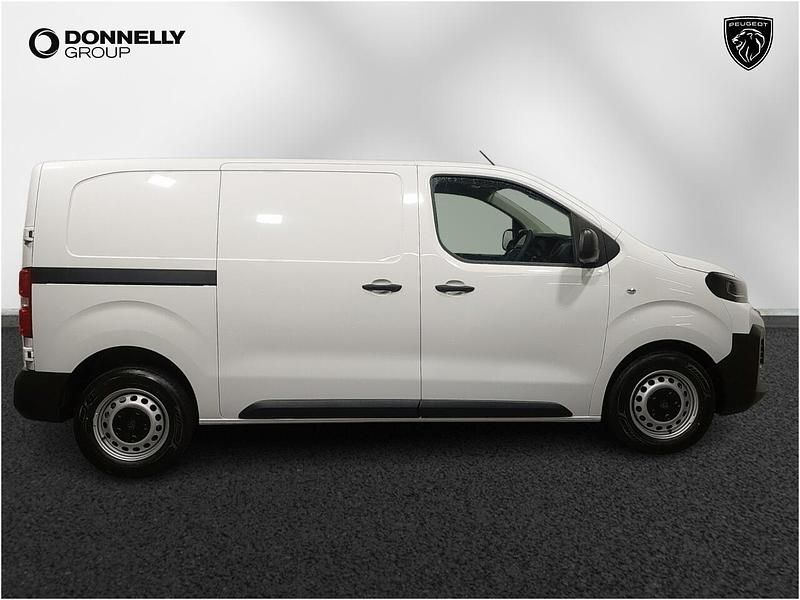 New Peugeot Expert 118 HP (86 kW) 2025 White Van