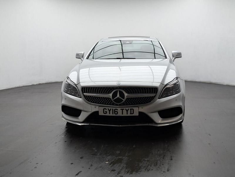 Used Mercedes CLS220 AMG line 177 HP (130 kW) 2016 Silver Coupe