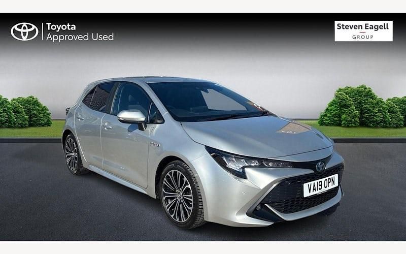 Used Toyota Corolla Design 184 HP (135 kW) 2022 Hatchback