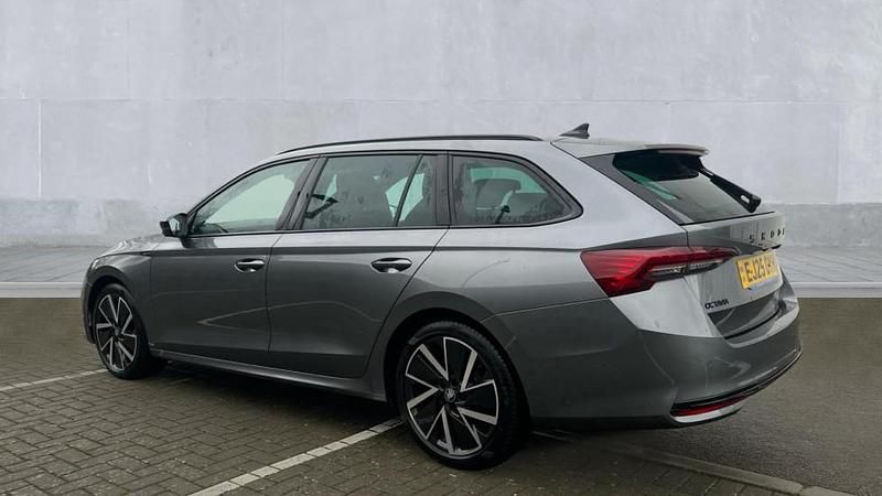 Used Skoda Octavia SportLine 150 HP (110 kW) 2025 Grey