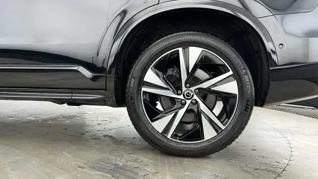 Used Volvo XC90 Plus 232 HP (170 kW) 2023 SUV