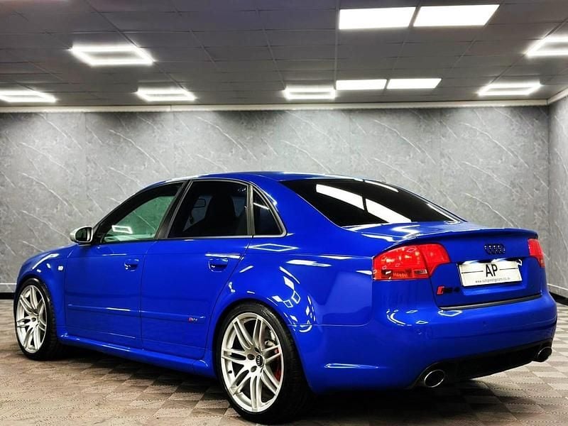 Used Audi RS4 Design 420 HP (308 kW) 2006 Blue Sedan