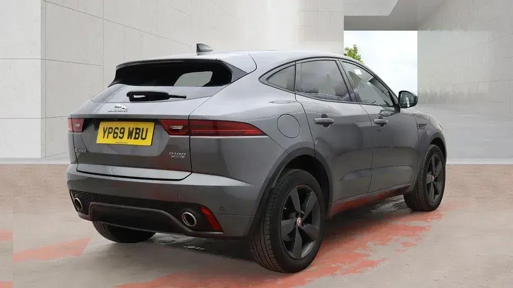 Used Jaguar E-Pace Chequered Flag 180 HP (132 kW) 2019 Grey SUV