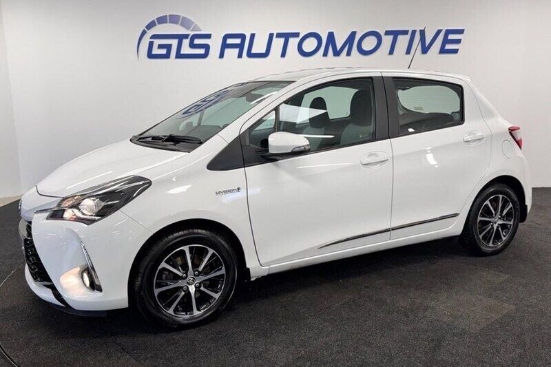 Used 2019 Toyota Yaris Hybrid | £12,390 (Good price) - Image 1/1