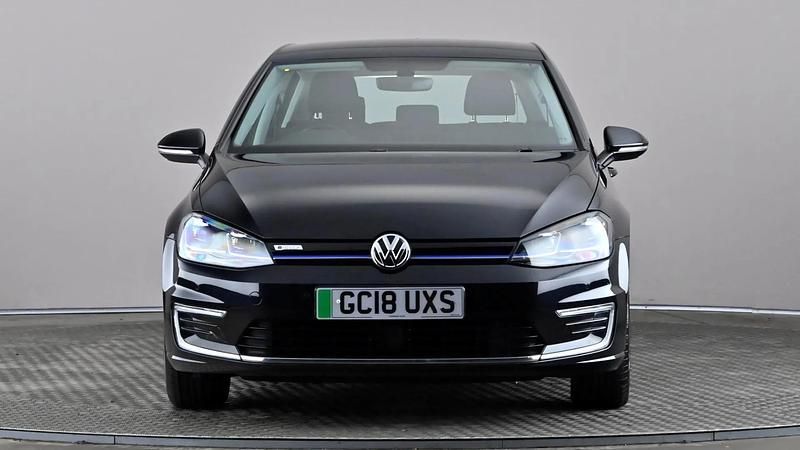 Used VW e-Golf 99 kW (135 HP) 2018 Black Hatchback