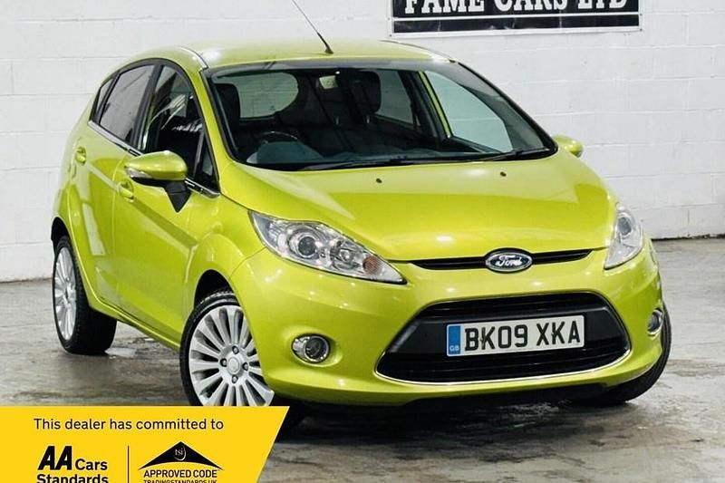 Green Used 2009 Ford Fiesta Titanium Hatchback | £4,000 (Fair price) - Image 1/1