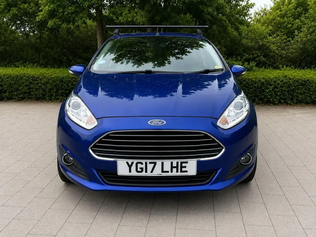 Used Ford Fiesta Zetec 100 HP (73 kW) 2017 Blue Hatchback