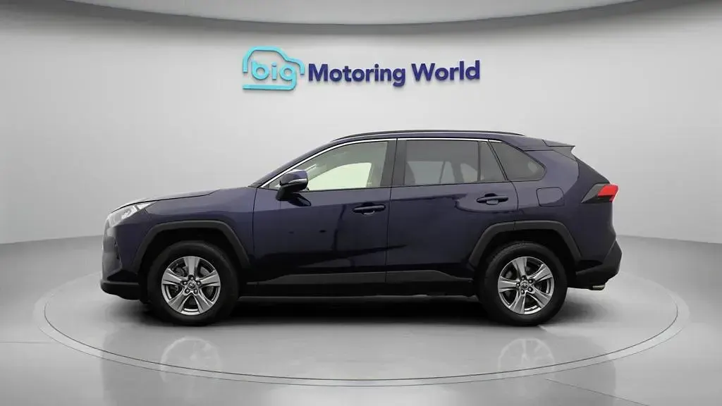 Used Toyota RAV4 Hybrid 218 HP (160 kW) 2022 Blue SUV