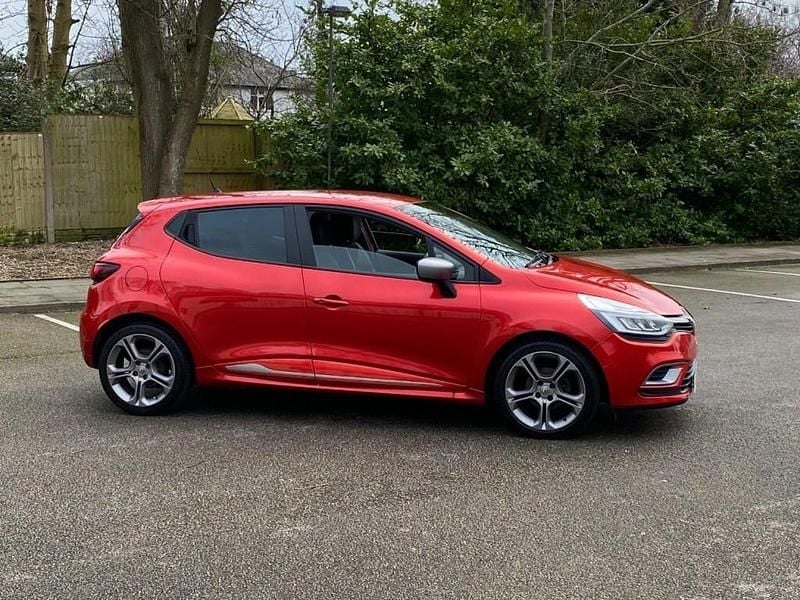 Used Renault Clio IV GT-Line 2018 Red Hatchback