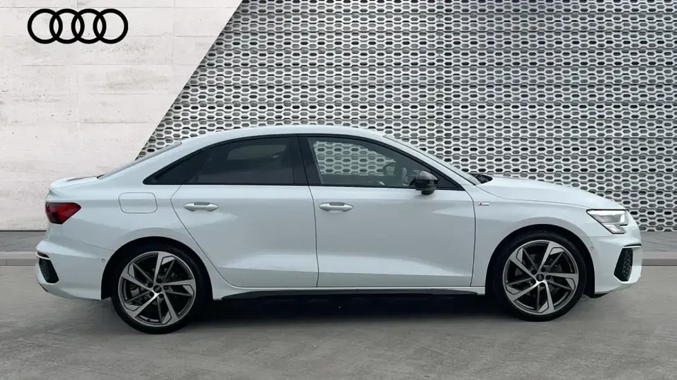 Used Audi A3 Black Edition 150 HP (110 kW) 2024 White Sedan