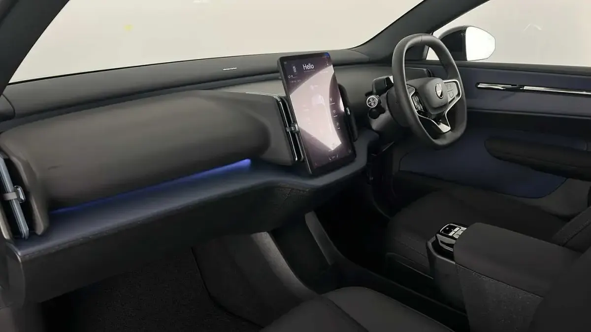 New Volvo EX30 Plus 200 kW (272 HP) 2026 Vapour grey SUV