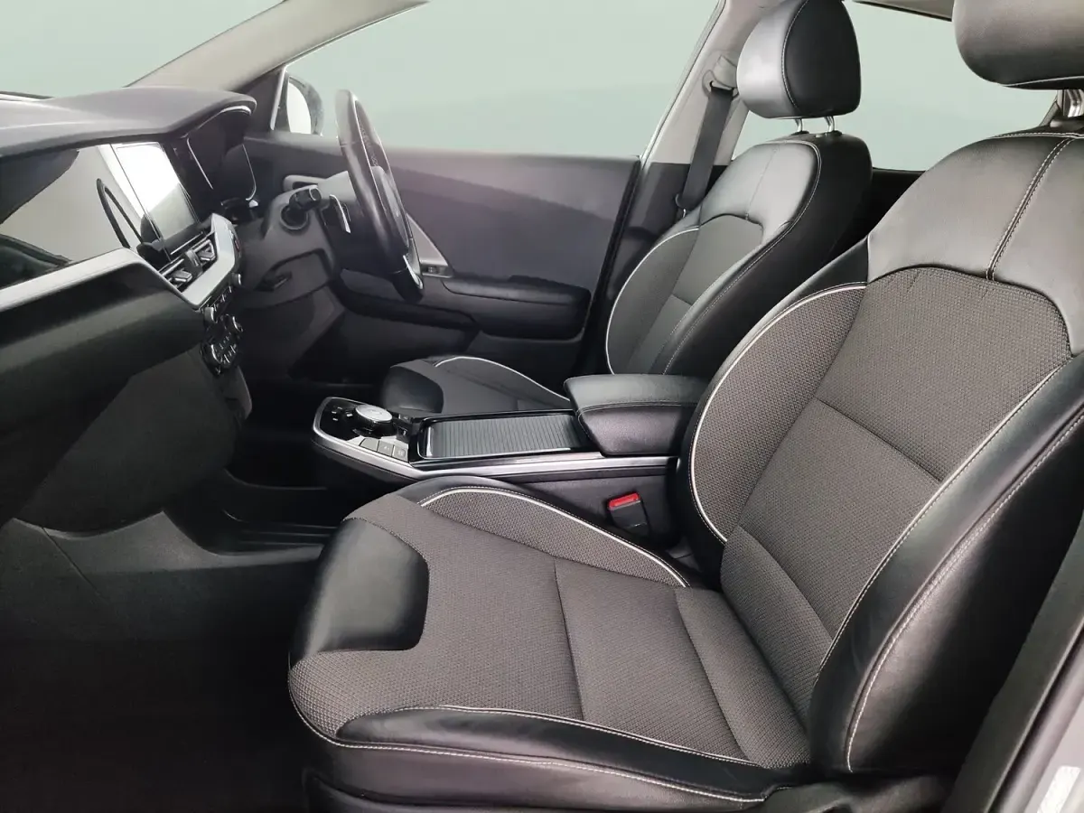 Used Kia e-Niro 147 kW (201 HP) 2022 Grey SUV