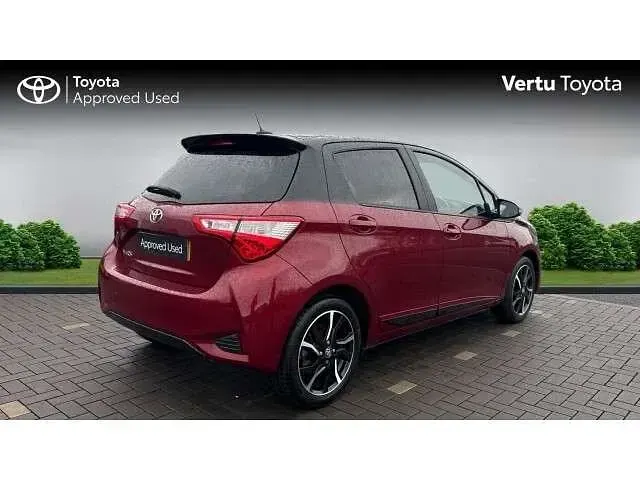 Używany Toyota Yaris 111 KM (81 kW) 2017 Hatchback