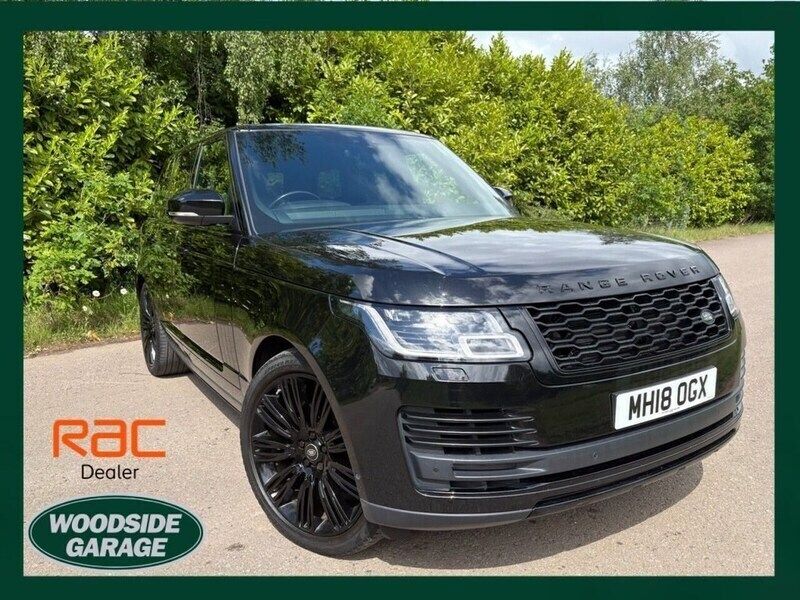 Black Used 2018 Land Rover Range Rover Vogue SE SUV | £27,995 (Fair price) - Image 1/4