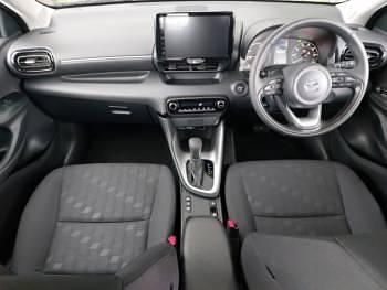 Novo Mazda 2 Exclusive-Line 116 HP (85 kW) 2025 Branco Citadino