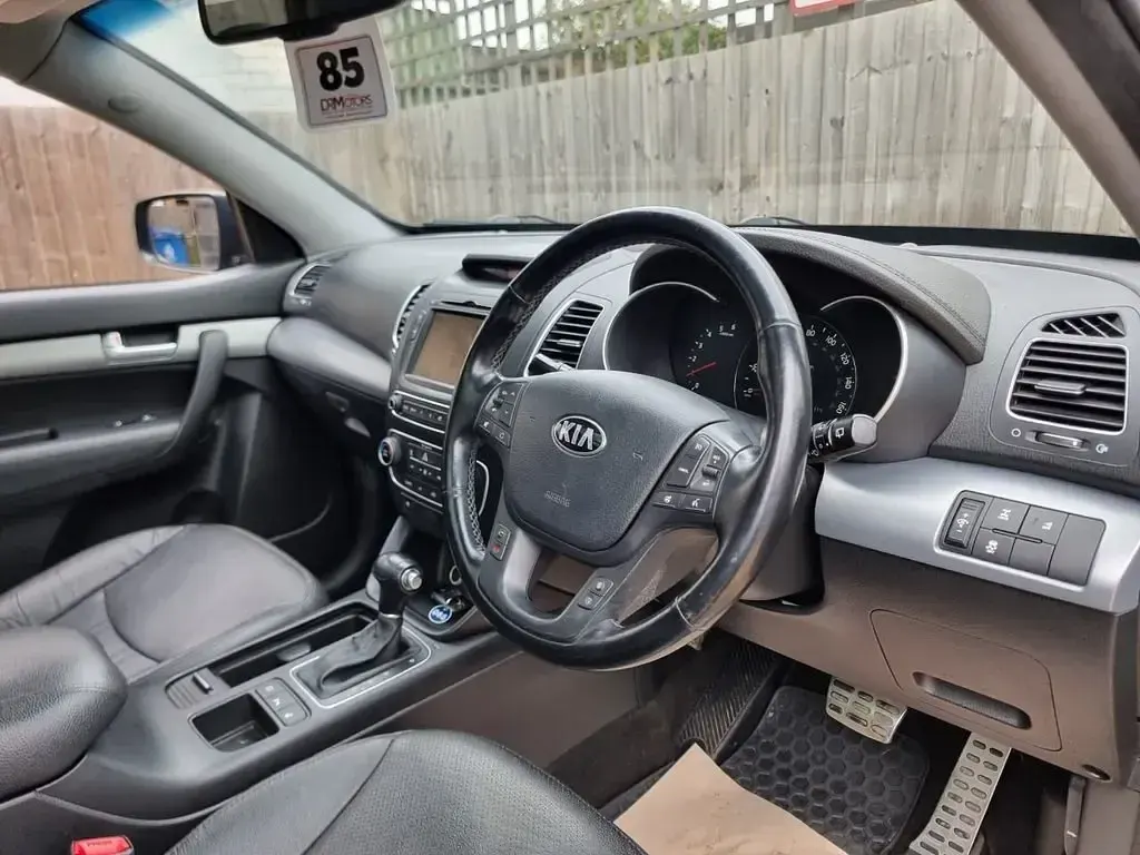 Begagnad Kia Sorento 194 HK (142 kW) 2015 Silver SUV