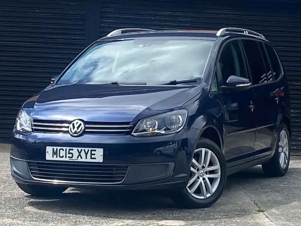 Used VW Touran SE 105 HP (77 kW) 2015 Blue MPV