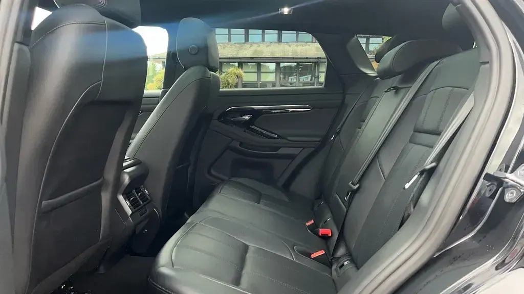 Used Land Rover Range Rover evoque SE Dynamic 249 HP (183 kW) 2022 Black SUV