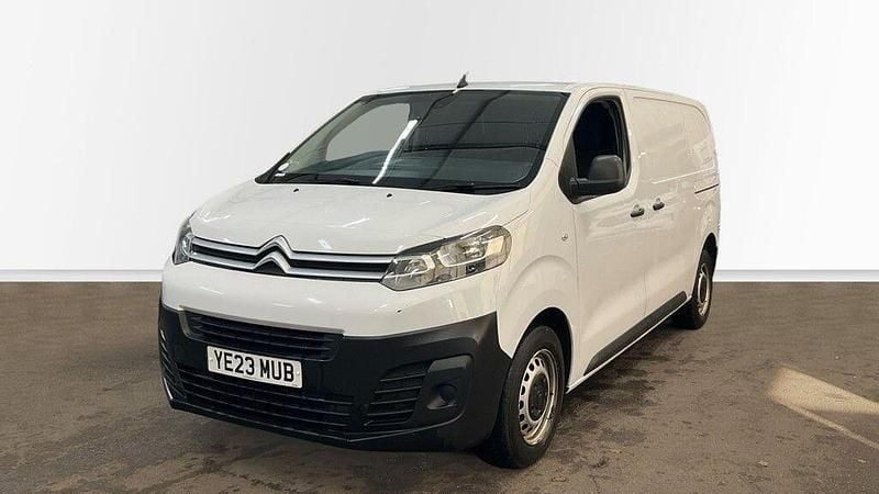 Used Citroën Dispatch 142 HP (104 kW) 2023 White MPV
