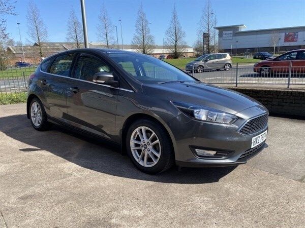 Grey Used 2015 Ford Focus Zetec Hatchback | £6,290 - Image 1/1