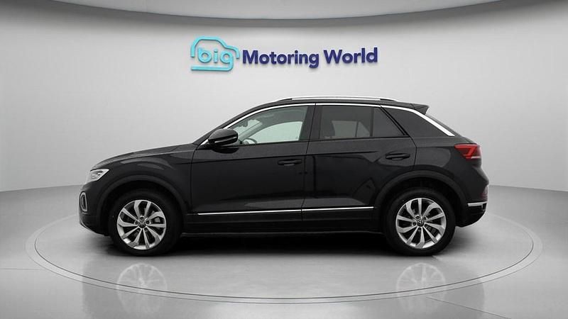 Used VW T-Roc Style 190 HP (139 kW) 2023 Black SUV