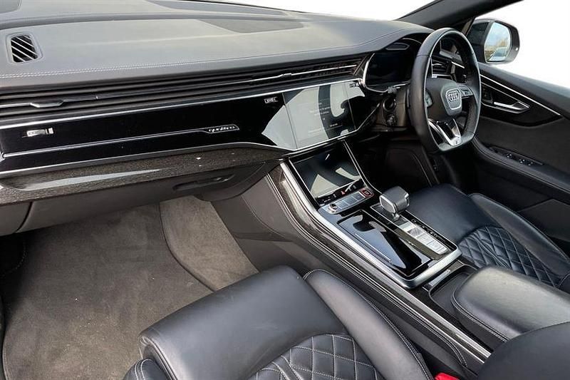 Used Audi SQ8 Black Edition 507 HP (372 kW) 2022 Navarra blue SUV
