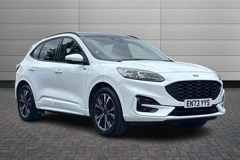 Frozen white Used 2024 Ford Kuga ST-Line X SUV | £23,400 (Good price) - Image 1/3