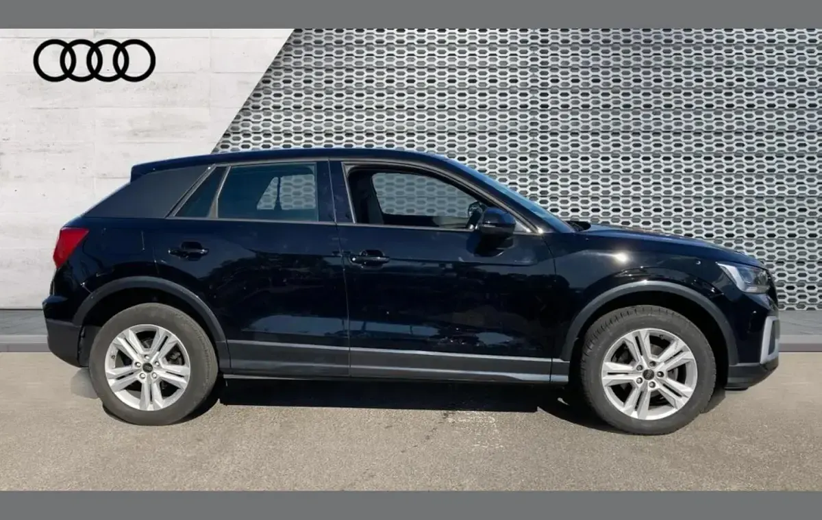 Used Audi Q2 Sport 110 HP (80 kW) 2022 Black SUV