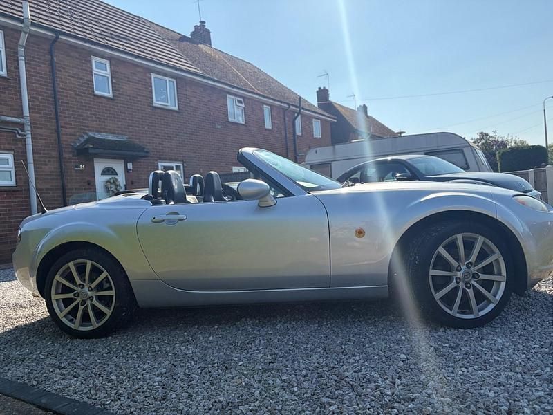 Begagnad Mazda MX5 Inclusive 160 HK (117 kW) 2009 Silver Cab