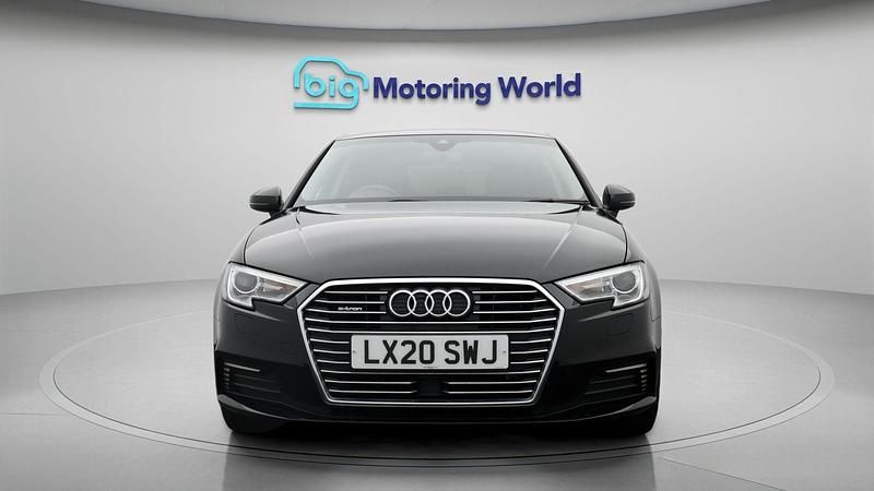 Used Audi A3 Sportback e-tron Advanced 201 HP (147 kW) 2020 Hatchback