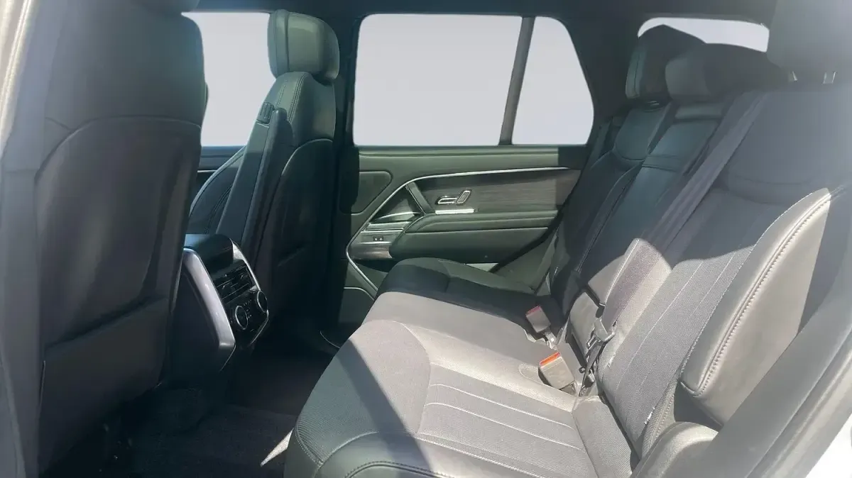 Used Land Rover Range Rover Autobiography 400 HP (294 kW) 2022 Silver SUV