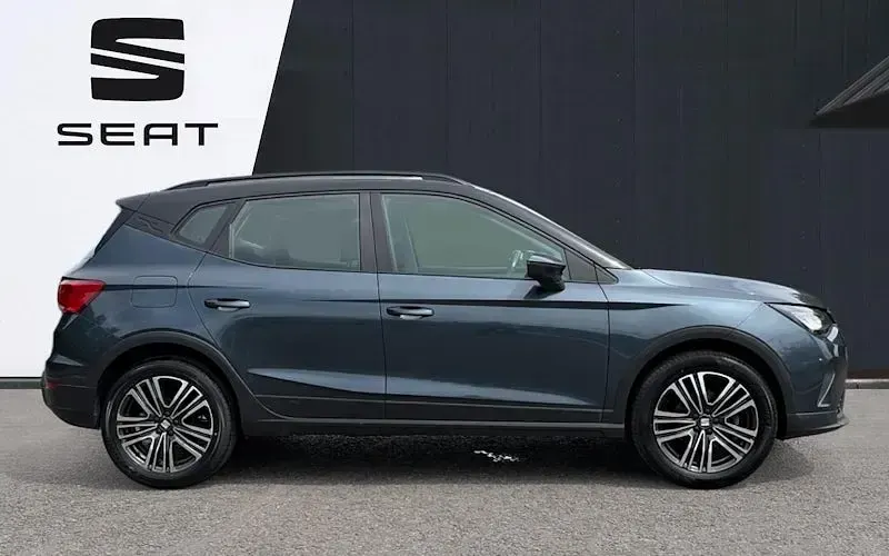Used Seat Arona SE Technology 110 HP (80 kW) 2022 Grey SUV