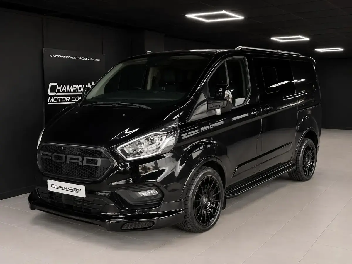 Used Ford Transit Custom Active 170 HP (125 kW) 2021 Black Estate
