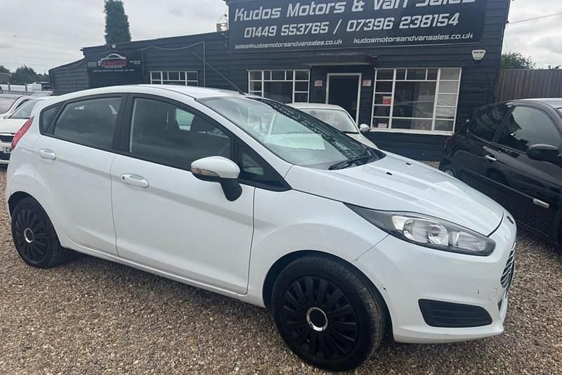 White Used 2013 Ford Fiesta Style Hatchback | £2,750 (Fair price) - Image 1/1