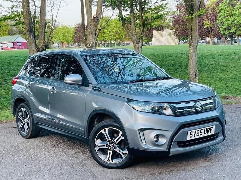 Second-hand Suzuki Vitara SZ5 120 CP (88 kW) 2015 Gri SUV