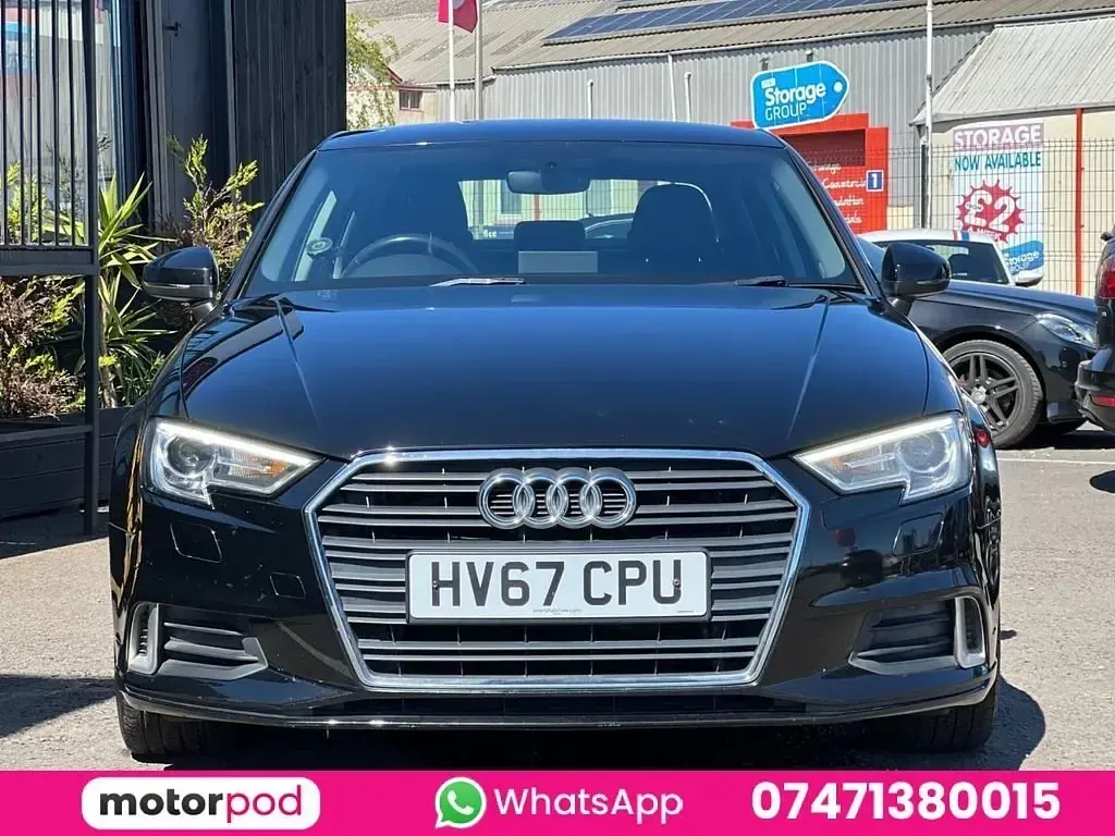 Usado Audi A3 Sport 110 HP (80 kW) 2017 Preto Sedan