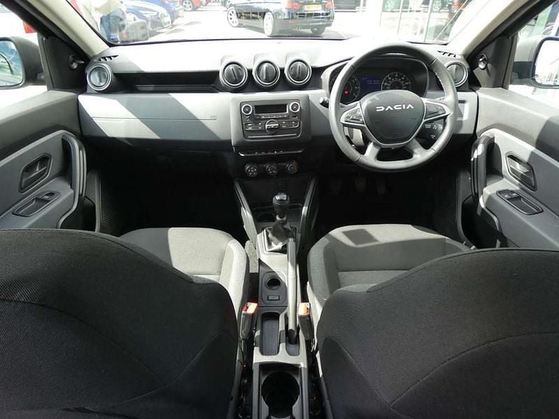 Used Dacia Duster Essentiel 88 HP (64 kW) 2023 Grey SUV