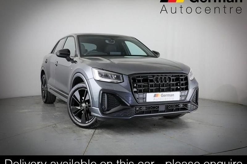 Begagnad Audi Q2 S-Line 150 HK (110 kW) 2023 Grå SUV