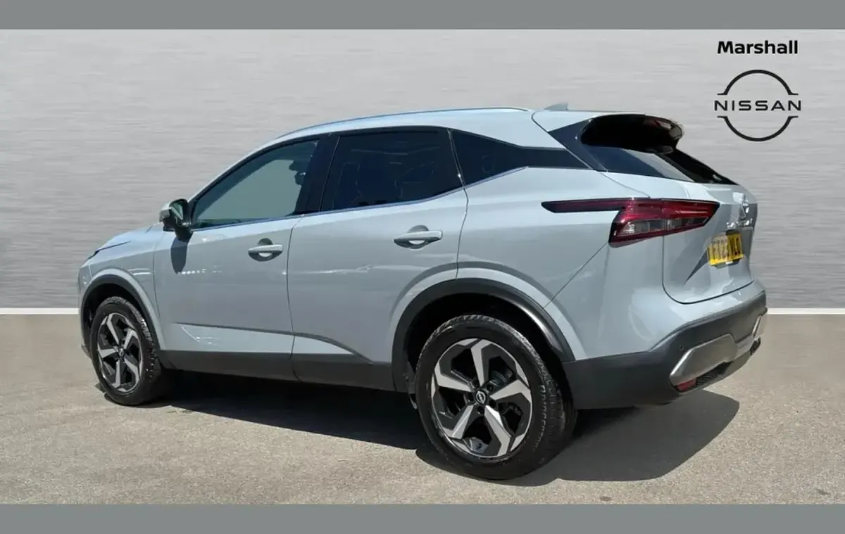 Used Nissan Qashqai N-Connecta 155 HP (114 kW) 2023 Grey SUV