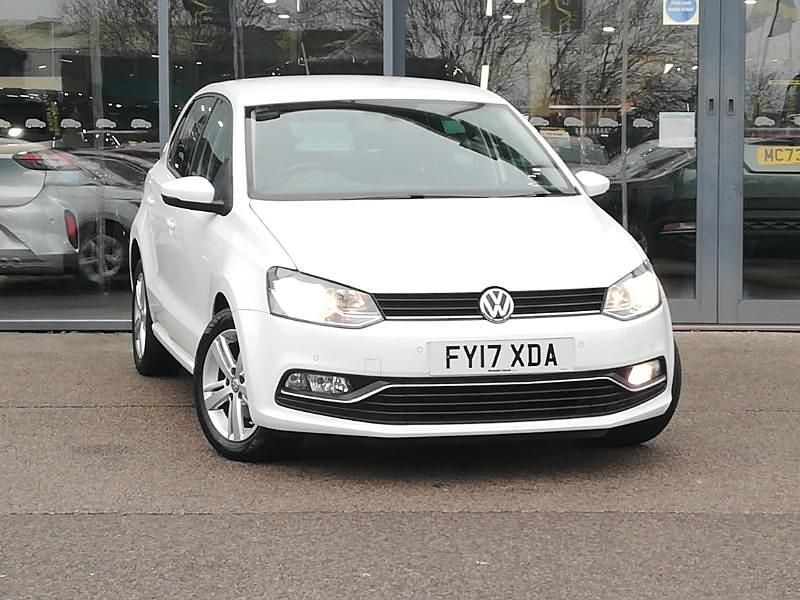 Used VW Polo Edition 90 HP (66 kW) 2017 White Hatchback