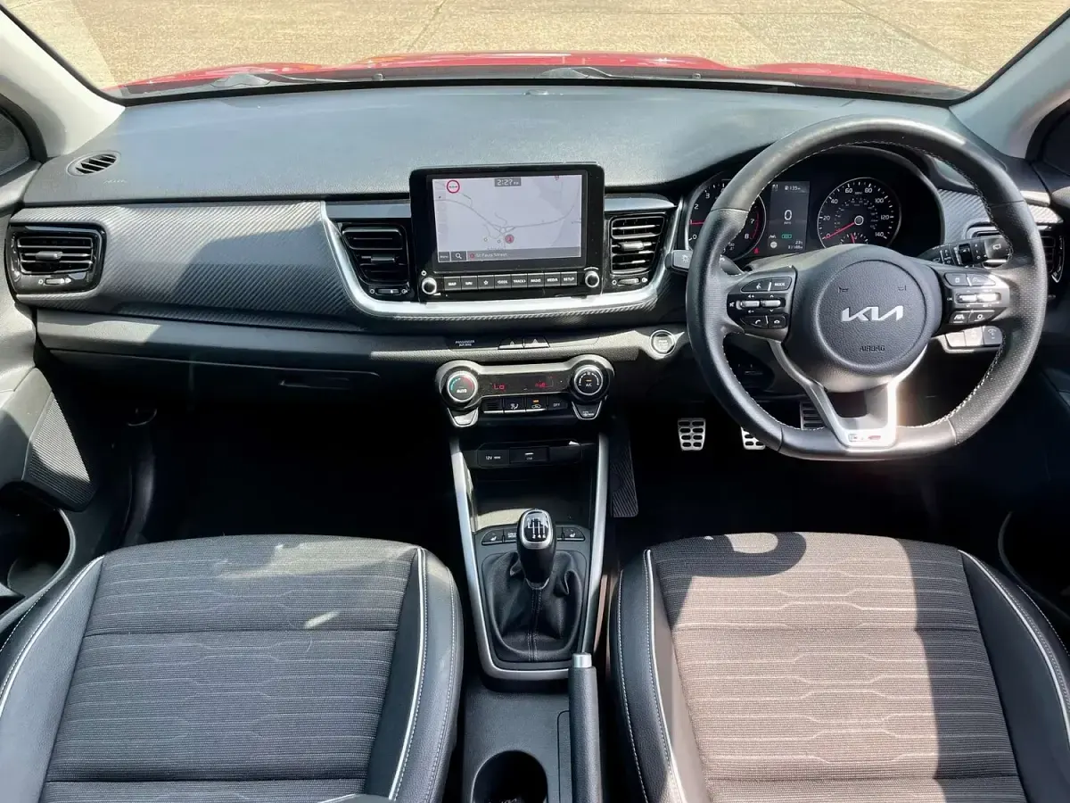 Used Kia Stonic GT-Line S 118 HP (86 kW) 2022 Red SUV